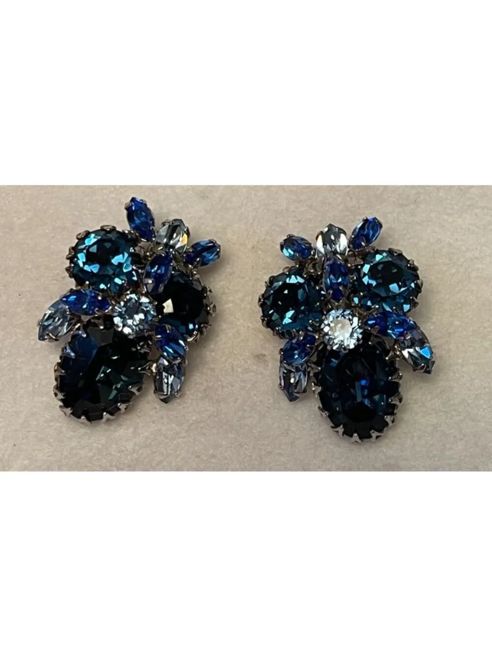 Vtg Ben Reig Blue Glass Clip-On Earrings Schreiner Era Designer Jewelry